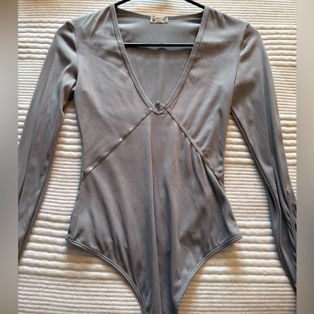 Free people body suit xs blue grey color worn once!